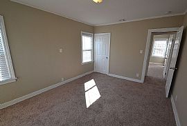  Ready For Immediate Occupancy. in Los Angeles, CA (Photo 3 of 5)