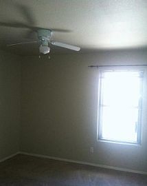 Great 3 Bedroom 2 Bath Home in Chandler, AZ (Photo 5 of 7)