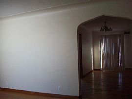 Great Home on Laing in Detroit, MI (Photo 3 of 10)