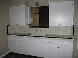 Great Home on Laing in Detroit, MI (Photo 6 of 10)