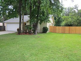 3 Bedroom House For Rent in Middleburg, FL