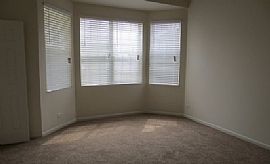 This Precious 3 Bed, 2.5 Baths Aurora Home Is Eagerly in Aurora, IL (Photo 4 of 7)