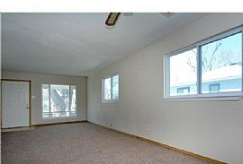 Beautiful 3 Bedroom Home For Rent in Aurora, CO (Photo 5 of 10)