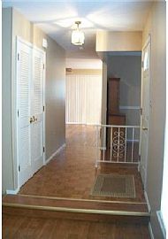 Clean 3 Bedroom,2.5 Bath Home in Ballwin, MO (Photo 3 of 6)