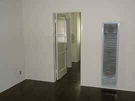 1 Bedroom in Glendale Triplex in Glendale, CA (Photo 3 of 7)