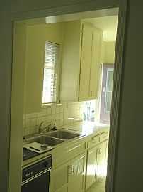 1 Bedroom in Glendale Triplex in Glendale, CA (Photo 7 of 7)