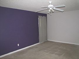 This 3br 2bth in Orange Park Has Laminate Wood Flooring in Orange Park, FL