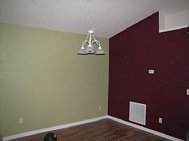 This 3br 2bth in Orange Park Has Laminate Wood Flooring in Orange Park, FL (Photo 2 of 8)