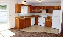 Spacious 3 Bedroom, 2 Bathroom Home on Hill in Ogden in Ogden, KS (Photo 3 of 9)