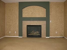 Nice 5 Bedroom, 2.5 Bathroom, 2093 Square Foot Two Story Home in Highlands Ranch, CO (Photo 5 of 10)