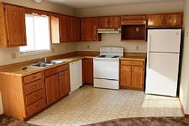 Nice 5 Bedroom, 2.5 Bathroom, 2093 Square Foot Two Story Home in Highlands Ranch, CO (Photo 8 of 10)