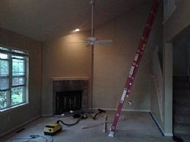  Beautiful, Clean Townhome Located in Quiet Neighborhood  in Denver, CO (Photo 7 of 12)