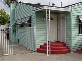 Charming 3-Bdrm 1-Bath House in La Mesa, CA (Photo 3 of 8)