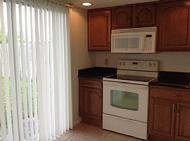 Well Kept 3 Bedroom 2 1/2 Bathroom Two Story Home with Pond in Orlando, FL (Photo 11 of 12)