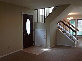 Well Kept 3 Bedroom 2 1/2 Bathroom Two Story Home with Pond in Orlando, FL (Photo 3 of 12)