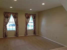 Well Kept 3 Bedroom 2 1/2 Bathroom Two Story Home with Pond in Orlando, FL (Photo 4 of 12)