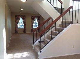 Well Kept 3 Bedroom 2 1/2 Bathroom Two Story Home with Pond in Orlando, FL (Photo 9 of 12)