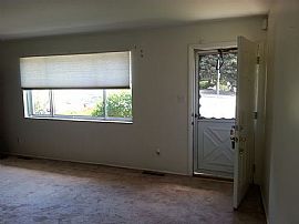 3 Beds, 2 Baths in Colorado Springs, CO (Photo 3 of 12)