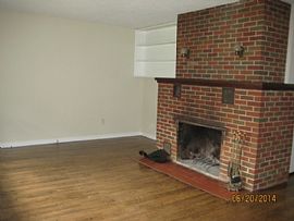 Single Family Home in Benton Harbor, MI (Photo 2 of 9)