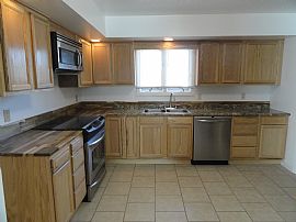 Very Nice Home in Quiet Neighborhood in Franklin, VA (Photo 10 of 12)