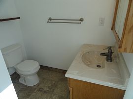 Very Nice Home in Quiet Neighborhood in Franklin, VA (Photo 5 of 12)