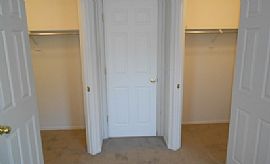 Bright, Open, Spacious 3br/2ba 2car Garage in Phoenix, AZ (Photo 7 of 8)