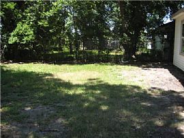 Comfortable 3 Bed Plus 2 Bath Available Don'T Miss It ! in Texas City, TX (Photo 8 of 8)