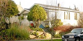 2-Bedroom, 1 Bath, Charming 1909 Bungalow in North Beacon Hill in Seattle, WA