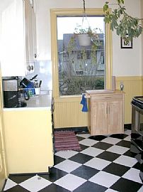 2-Bedroom, 1 Bath, Charming 1909 Bungalow in North Beacon Hill in Seattle, WA (Photo 4 of 4)