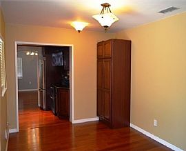  Cute 3 Bedroom, 2-Bath House in Orlando, FL (Photo 4 of 9)