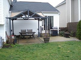 4 Beds, 3 Baths in Blacklick, OH (Photo 10 of 12)