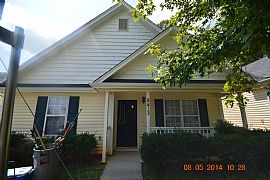 8413 Kings Creek Drive in Charlotte, NC