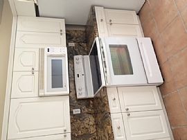 Doral Single Family Home  in Miami, FL (Photo 3 of 4)