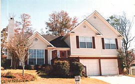 Gorgeous split level home in Stockbridge, GA