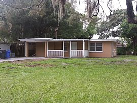 Newly Renovated Old Carrollwood/lake Carrol Area Home 4 Rent in Tampa, FL (Photo 2 of 9)