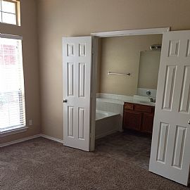 This Adorable 3 Bedrooms, 2 Baths, and a 2 Car Garage in Cedar Hill, TX (Photo 5 of 6)