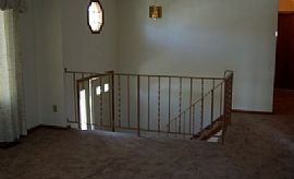 Clean 3 Bedroom Town-Home Located in The Southern Part  in Blaine, MN (Photo 5 of 6)