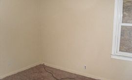 3 Bedroom 1 Bath Vinyl Bungalow. Hardwood Floors in Detroit, MI (Photo 6 of 6)