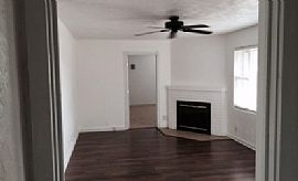 This Eye-Catching Single Family Home Maintains in Reno, NV (Photo 2 of 5)