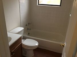 Nice and Cozy 4 Bedroom, 1.5 Bath, 1 Car   Garage Home in Tampa, FL (Photo 4 of 5)