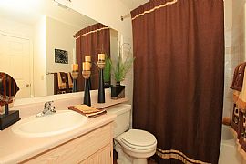 1 Bedroom Home in Oro Valley Area in Oro Valley, AZ (Photo 11 of 12)