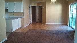 Open Floor Plan. Conveniently Located Near Shopping, Restaurant in New Bern, NC (Photo 5 of 10)