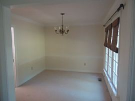 Davmar Ln --Wonderful Rental Home! in Fredericksburg, VA (Photo 3 of 12)