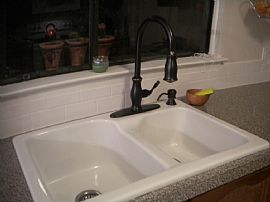  Beautiful Home in a Quiet Neighbourhood in Austin, TX (Photo 8 of 12)