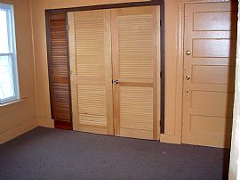 Large Rooms, 3 1/2 Beds, New Windows in Springfield, MA (Photo 1 of 4)