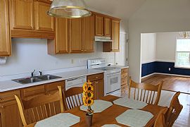 Beautiful Country Home Away From The Hustle and Bustle.  in Clayton, NC (Photo 2 of 10)