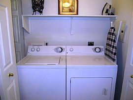 1 Bedroom with Spacious Floor Plan! in Tucson, AZ (Photo 7 of 12)