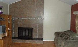 Great Updated 3 Bedroom 2 Bath Home in Warren Close to Elementa in Warren, MI (Photo 4 of 5)