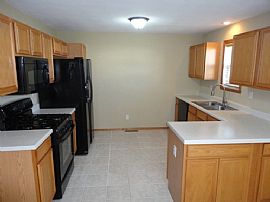 Wonderful 3bd 2 Bth in a Nice Neighborhod in Machesney Park, IL