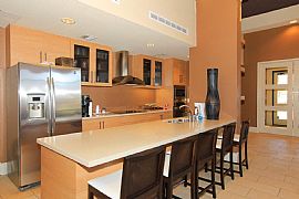 Move in and Get a $500 Visa Card! in Oro Valley, AZ (Photo 4 of 10)